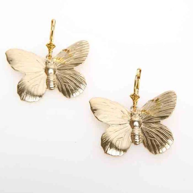 670 - BO Petit papillon laiton doré or fin 24 Krts - € 42,00