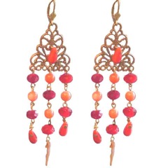 718 - BO Triangle Viconti Laiton doré, Cristal et Corail bambo - € 45,00