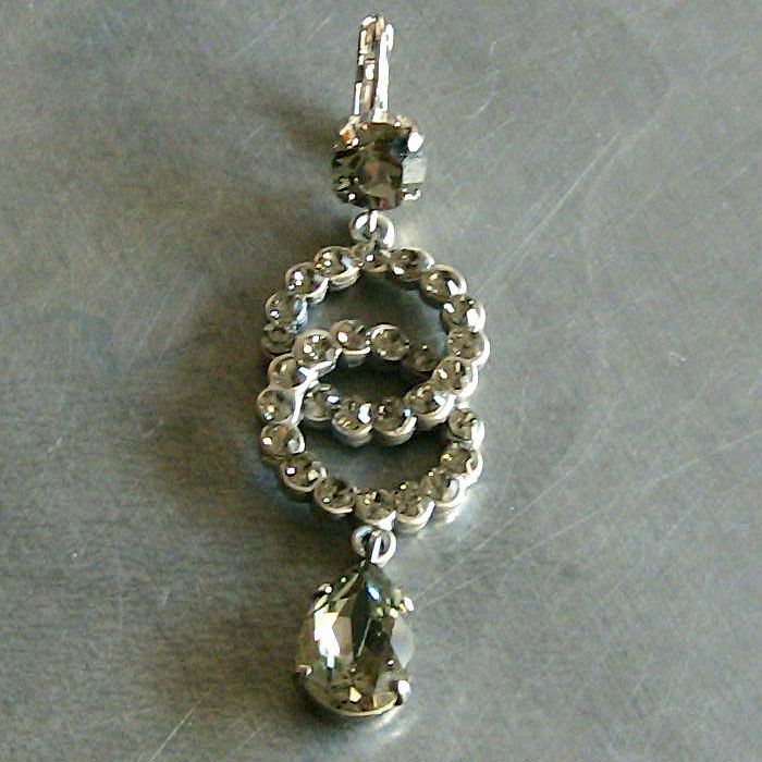 394 - BO Anneaux, Strass et Cristaux Svarowski - € 45,00