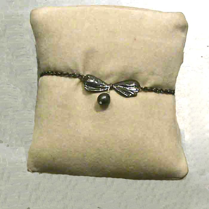 585 - Bracelet Noeud Laiton argenté, Perle de Rivière - € 15,00