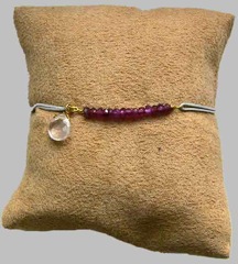 285 - Cordon avec Grenats et Cristal de roche - €15,00